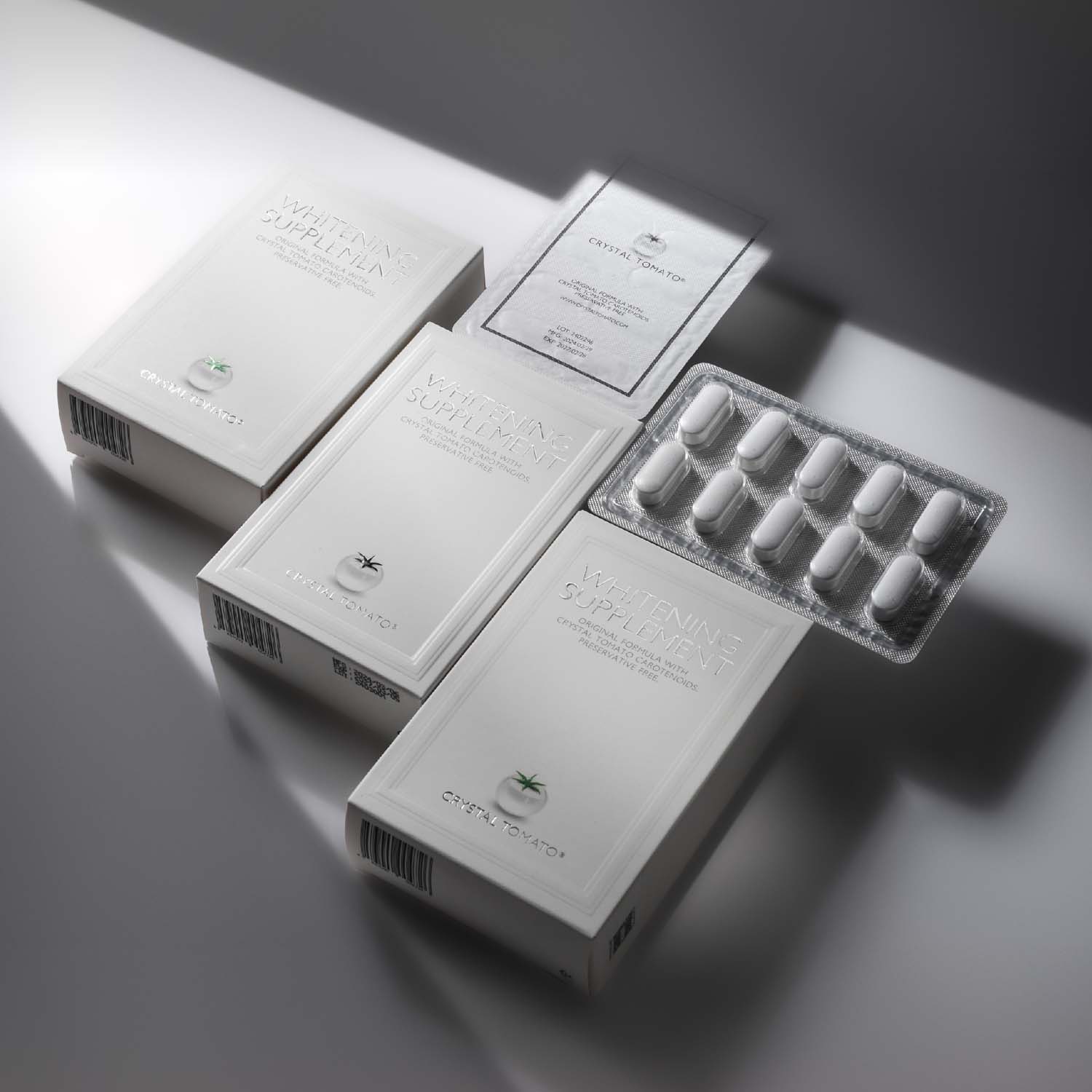 Hybrid Skincare: The Rise of Supplements + Topicals for Maximum Glow